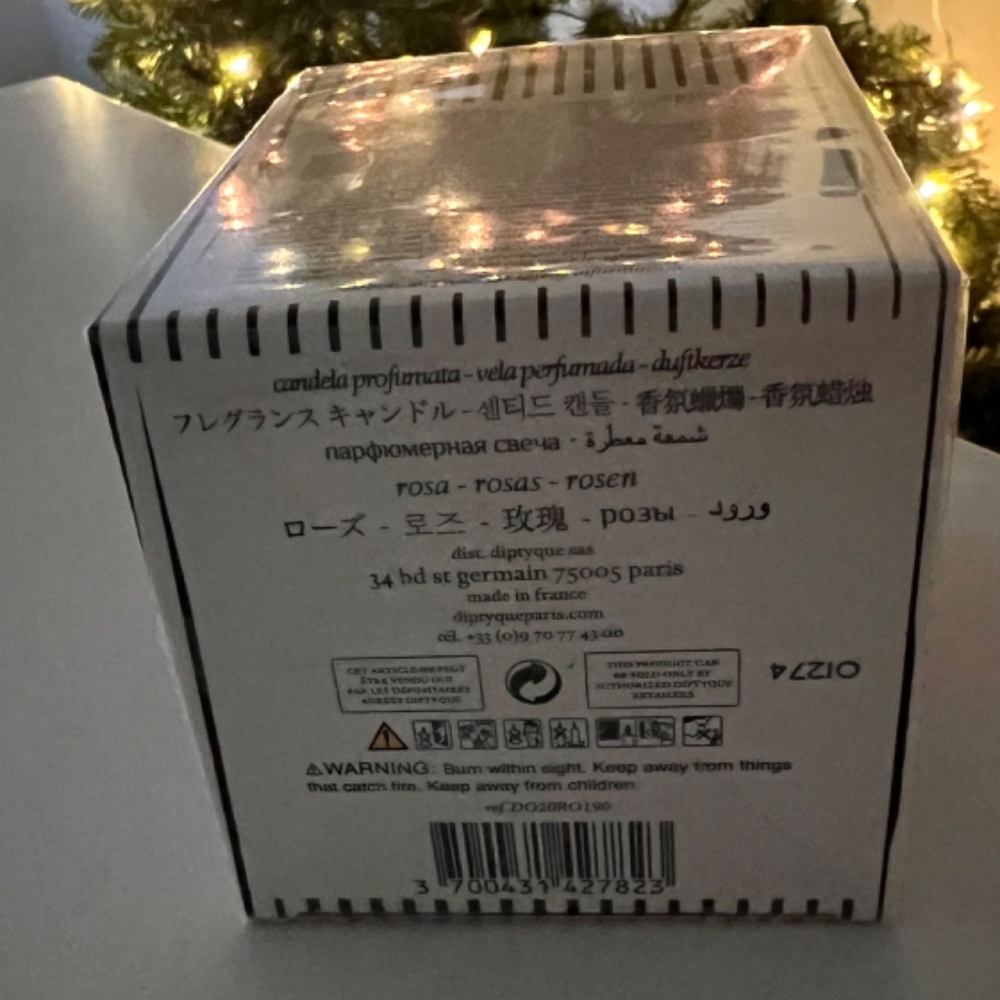 Diptyque Graphic Collection Limited Edition Roses - Picture 3 of 3